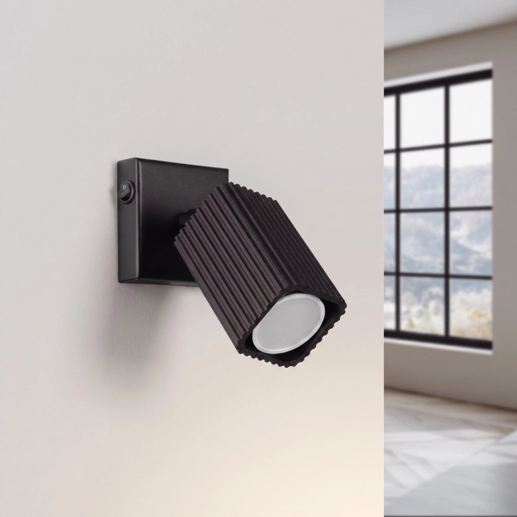 Applique RAYO nera con interruttore