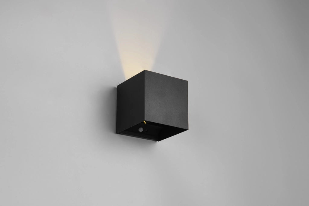 Applique LED 1W nera batteria sensore movimento IP44