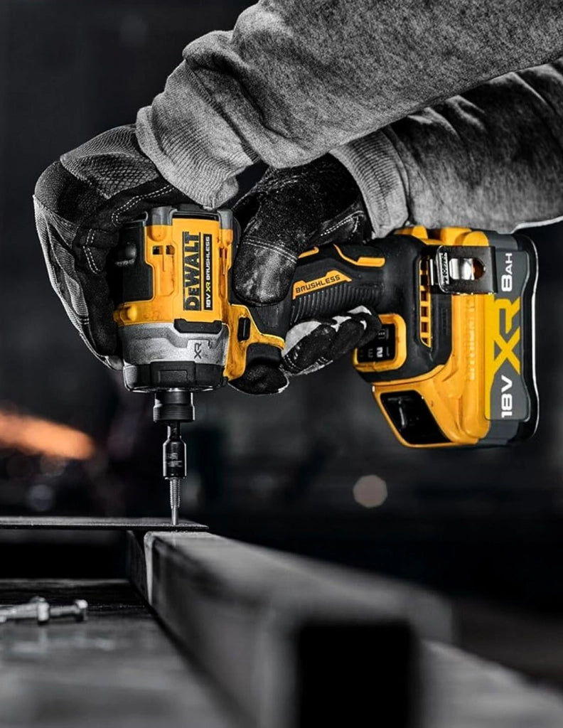 Avvitatore ad Impulsi DeWALT DCF860N (Solo corpo)