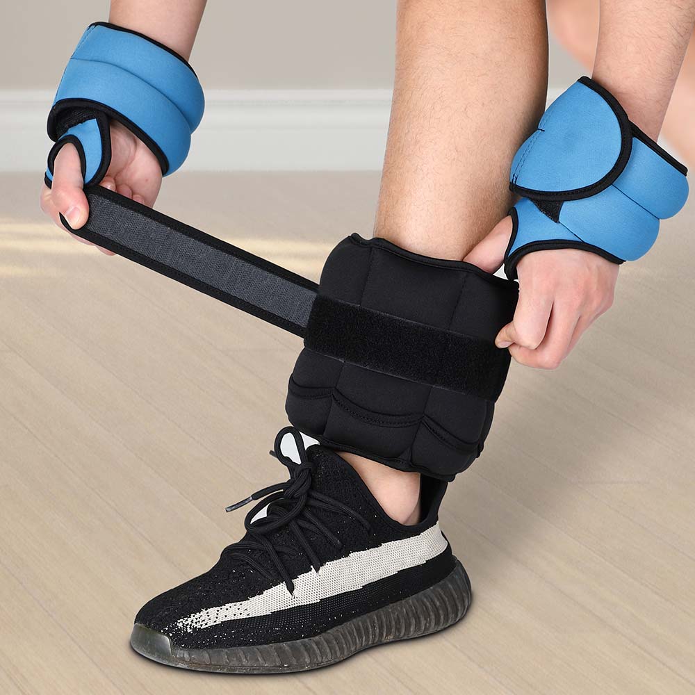 Kit 2 Pesi Allenamento Fitness 2.5KG Regolabili per Polsi e Caviglie Nero