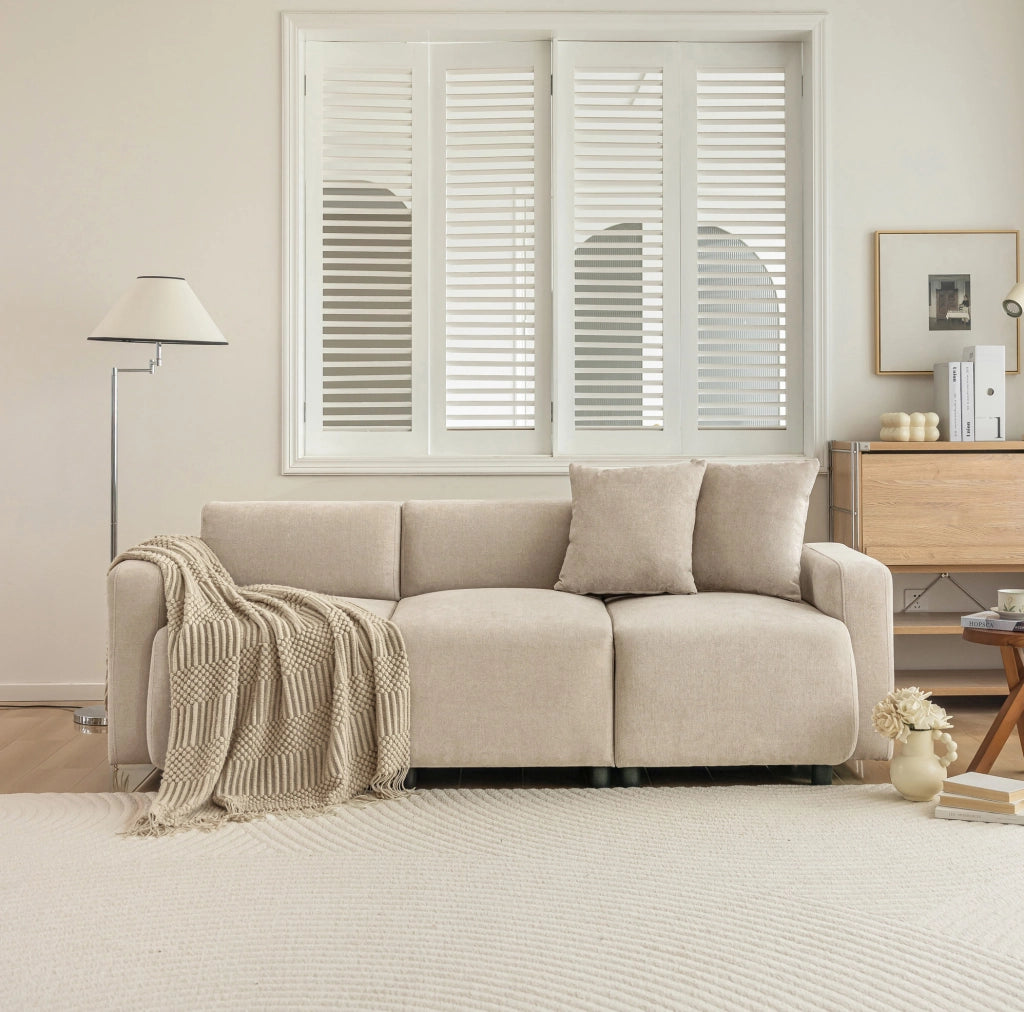 Divano 3 posti in ciniglia beige con 2 cuscini, 211 cm