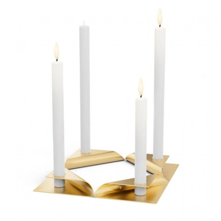 Square Candle, l'elegante porta candele by Hoefats