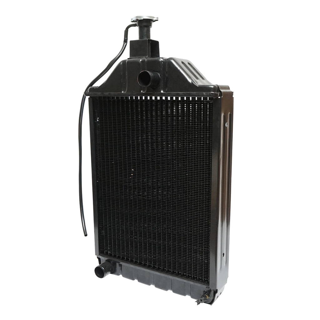 Radiatore acqua per motore Massey Ferguson Perkins codice OEM 885579M93, 885580M3, 885411M93, 897358M4, 885579M92, 885579M93 Breckner Germany