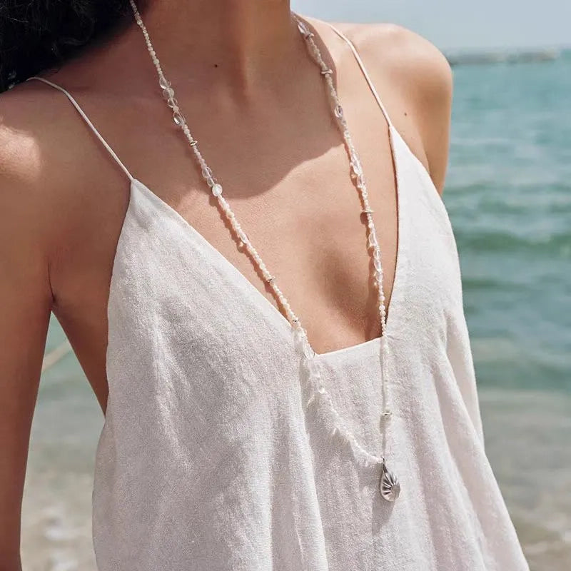 Collana di conchiglie con perline fatta a mano: un regalo vintage con gioielli in cristallo