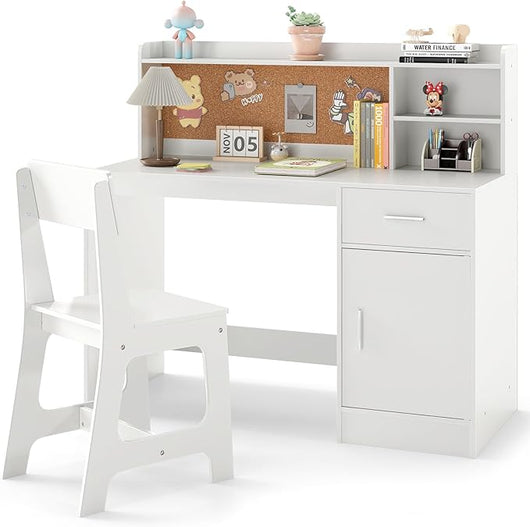 Set Scrivania e Sedia per Bambini 3+ Anni, Tavolo da Scrittura in Legno con Mensole, Cassetto e Bacheca in Sughero, Tavolo e Sedia per Disegno e Studio (Bianco)