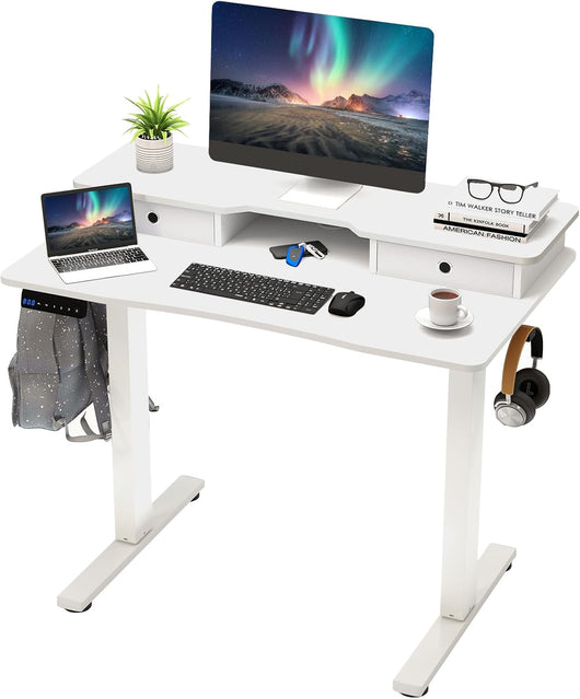 Scrivania Regolabile in Altezza con 2 Cassetti, Scrivania con Supporto per Monitor, Mensola, 2 Ganci e 3 Altezze Preimpostate, Tavolo da Lavoro per Ufficio, Studio e Camera da Letto (Bianco)