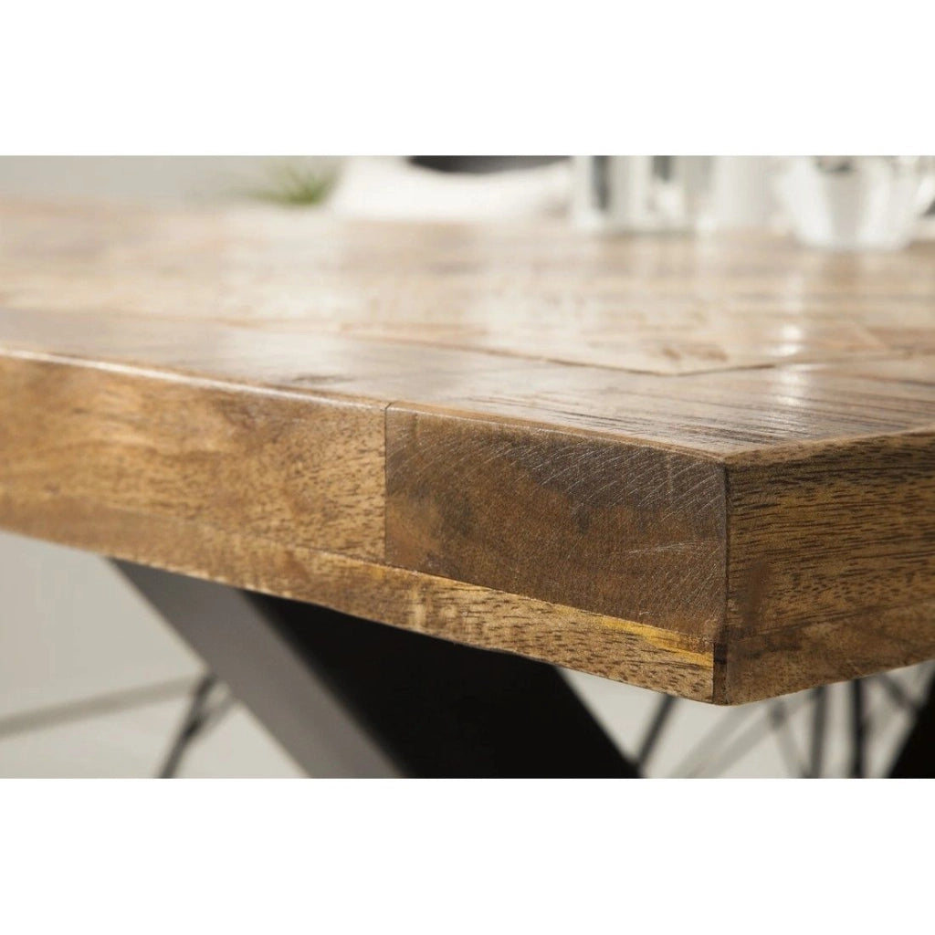Tavolo da pranzo ZAREL 160 cm – Piano in legno massello di mango e metallo nero