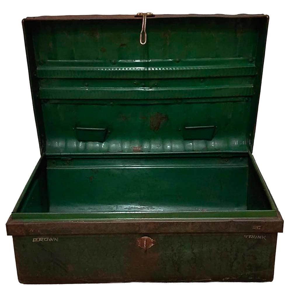 Valigia artigianale in metallo, 67x37x25h cm