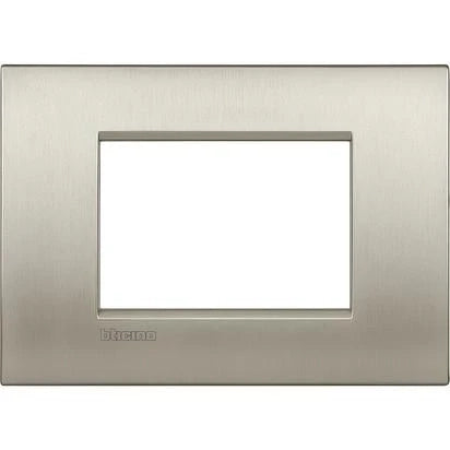 Living Light - Placca 3P Titanio spazzolato - LNC4803TIS