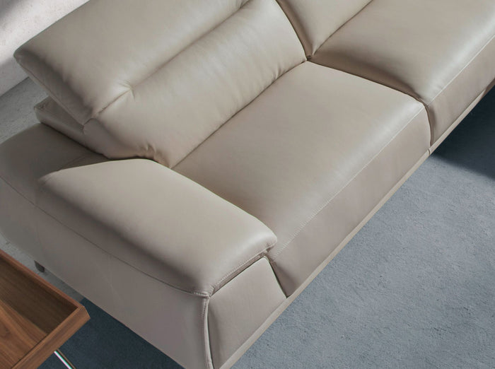 Divano chaise longue destro in pelle grigio tortora