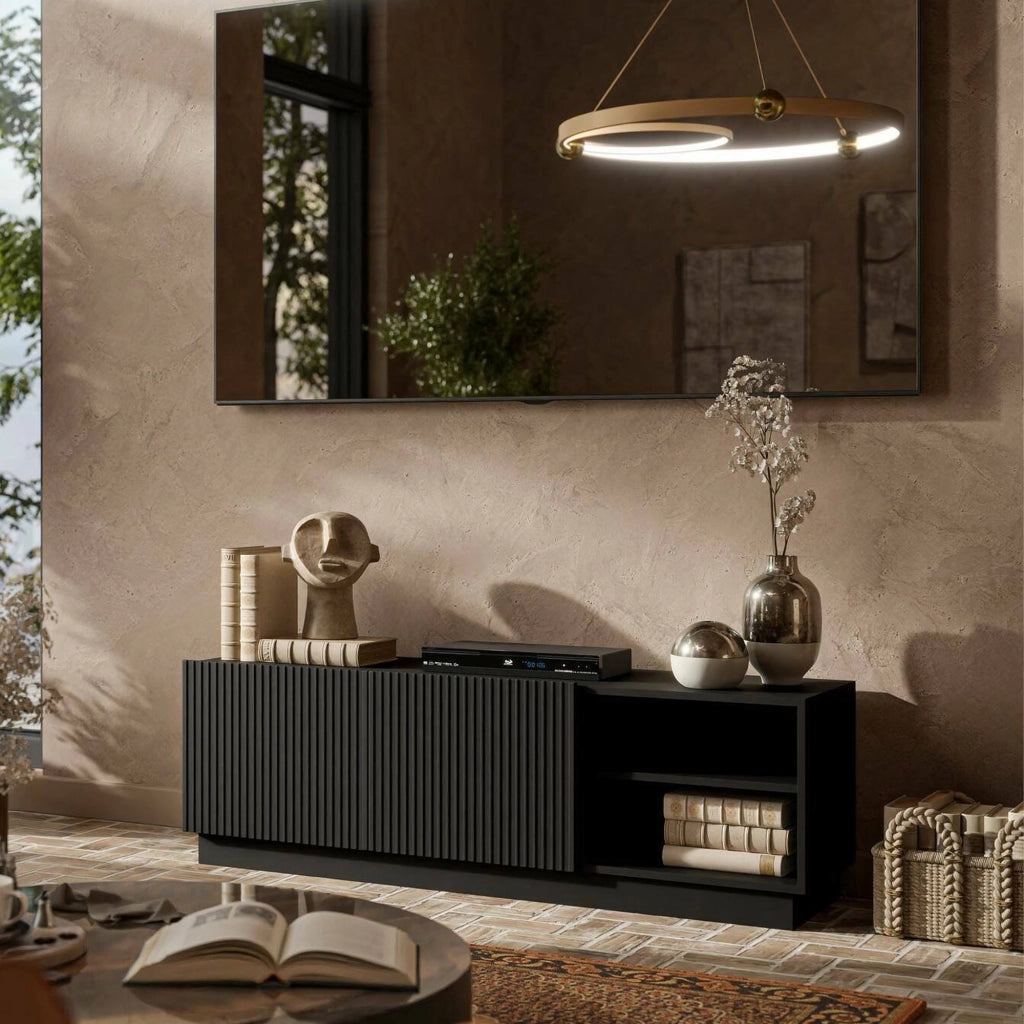 Mobile porta TV Finita, Madia da salotto con due ante battenti, Design minimal e moderno, 150x40 h48 cm, Nero