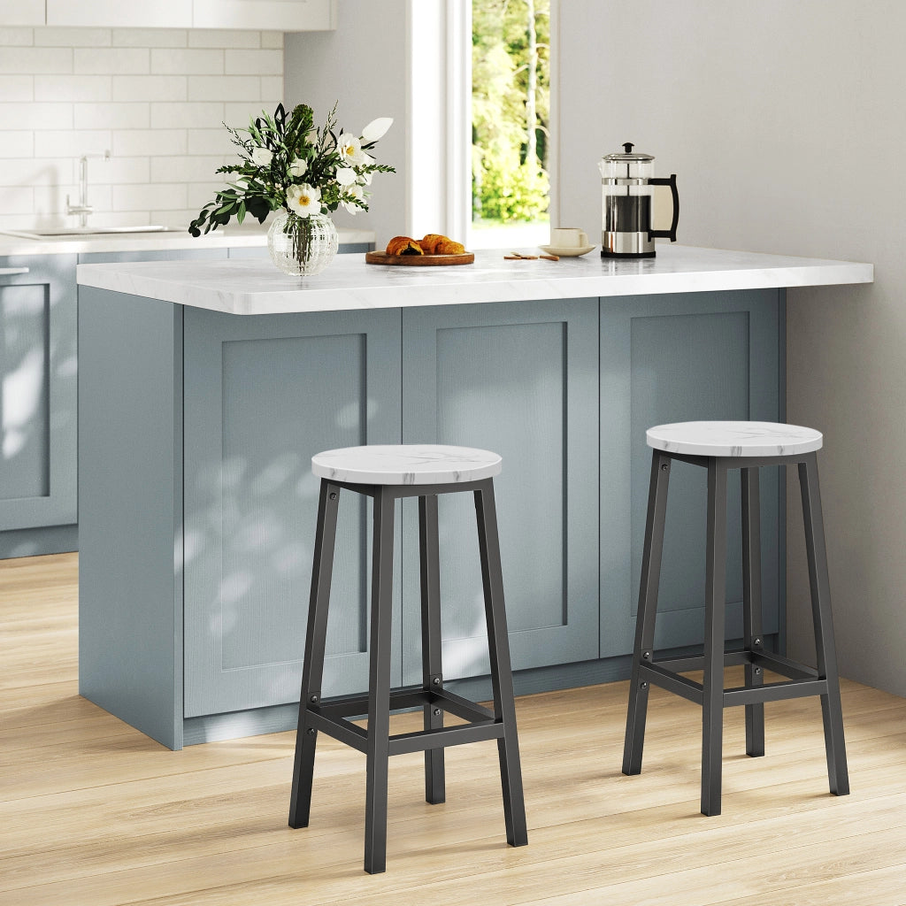 Sgabello da bar da cucina in marmo VALORA con gambe nere - Design rotondo ed elegante