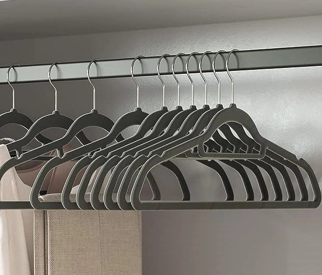 Grucce Vellutate 24pz Antiscivolo Salvaspazio, Gancio Girevole a 360° 42 cm