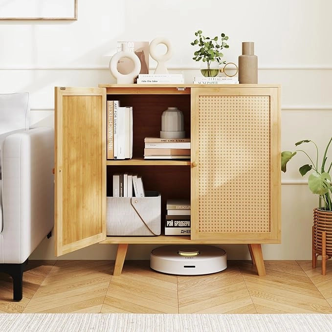 Mobile da Bagno, Armadietto Salvaspazio da Terra con Ripiano Regolabile e 2 Ante in Rattan PE, Credenza in Bambù per Soggiorno, Sala da Pranzo, Cucina e Camera da Letto, 80 x 34,5 x 85 cm