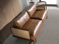 Divano a 3 posti in pelle marrone