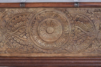 Cassapanca in massello di mango intagliato