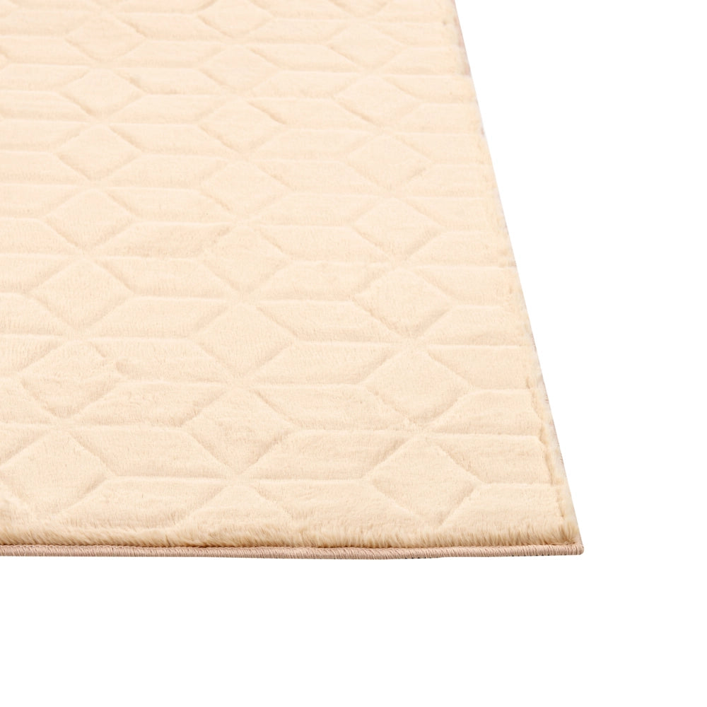 Tappeto in pelliccia di coniglio sintetica beige 80 x 150 cm shaggy ad alto pelo soggiorno camera da letto
