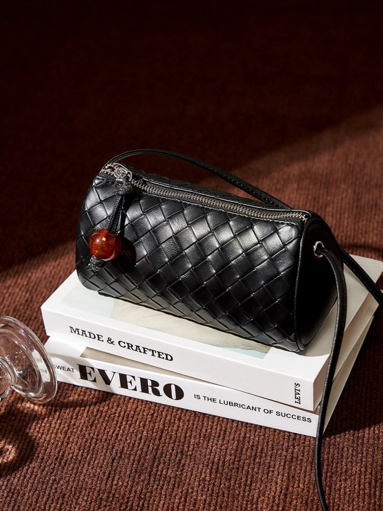 Borsa a cuscino da donna in vera pelle nera
