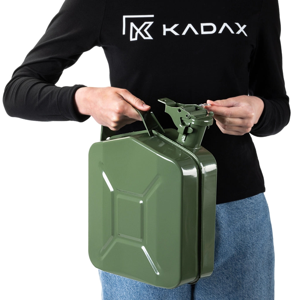 Tanica di carburante KADAX da 5 litri, contenitore per acqua e olio in metallo + imbuto
