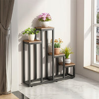 Supporto per piante marrone con misure 68x17x67 cm, ideale per il balcone.