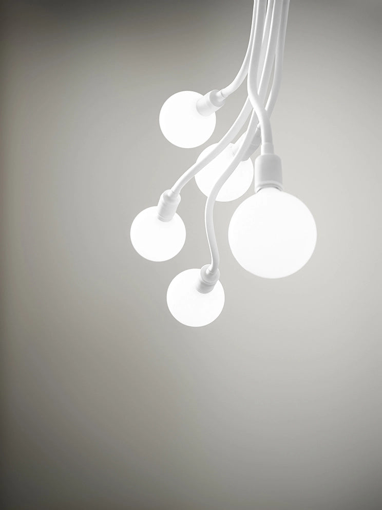 Plafoniera 6680 in gomma colore bianco, design moderno con 5 luci E27, diametro 39 cm e altezza 81 cm per illuminazione d'interni - Perenz