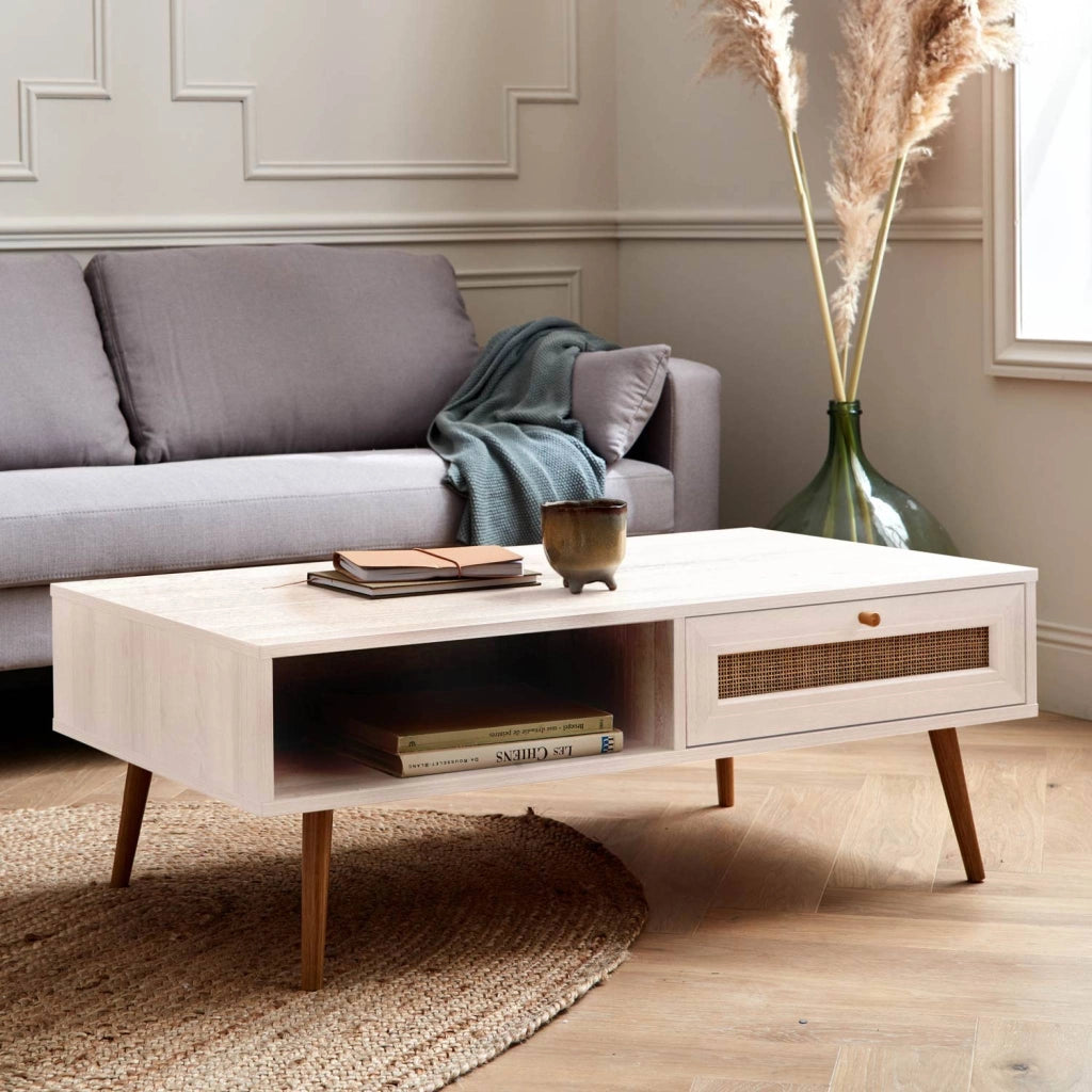 Tavolino scandinavo in vimini, 1 cassetto, bianco sporco
