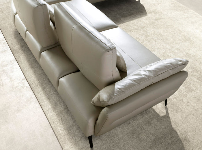 Divano chaise longue destro in pelle sabbia