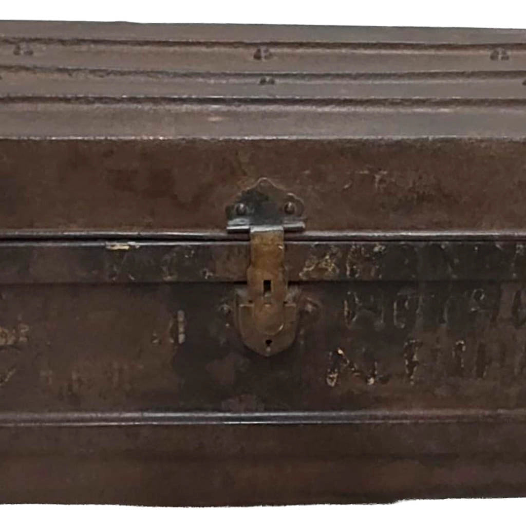 Valigia artigianale in metallo, 67x37x25h cm
