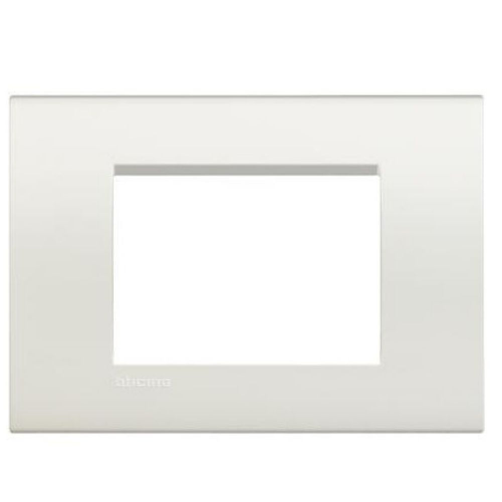 Bticino 4 pezzi placca 3 posti bianca living light lna4803bi in tecnopolimero