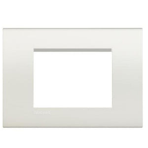 Bticino 4 pezzi placca 3 posti bianca living light lna4803bi in tecnopolimero