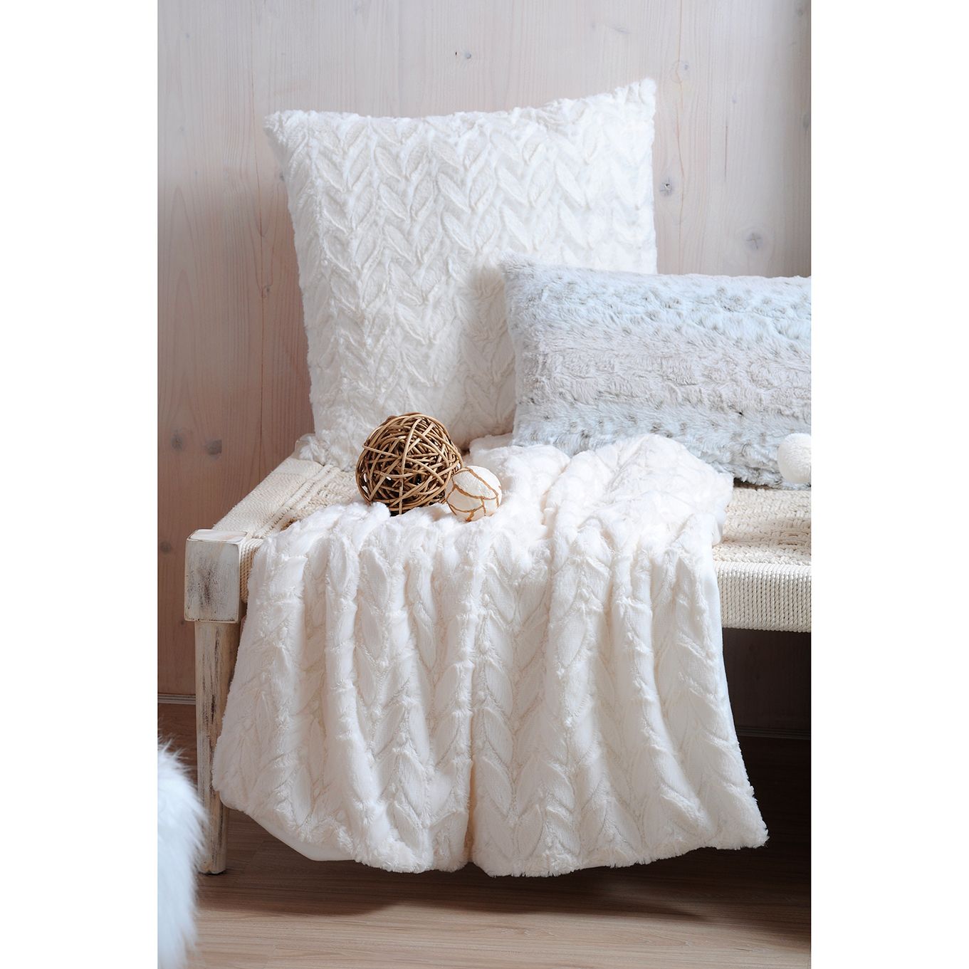 PLAID VILNIUS 130X160 AVORIO