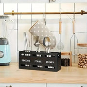 Due scatole robuste e resistenti per utensili da cucina, adatte per l'immagazzinamento di cucchiai, forchette e coltelli, e facili da spostare. Nero.