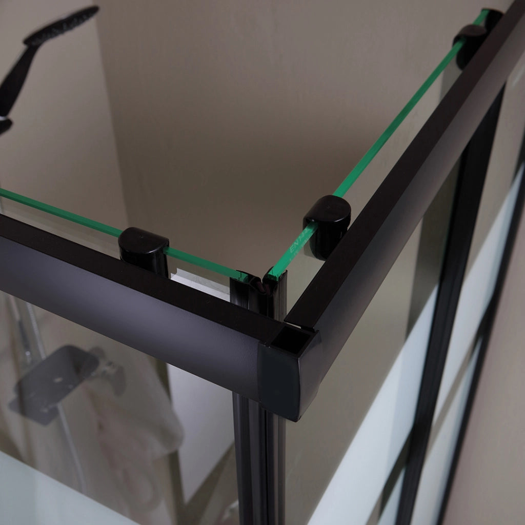 Cabina doccia 70x70 profili neri vetro serigrafato