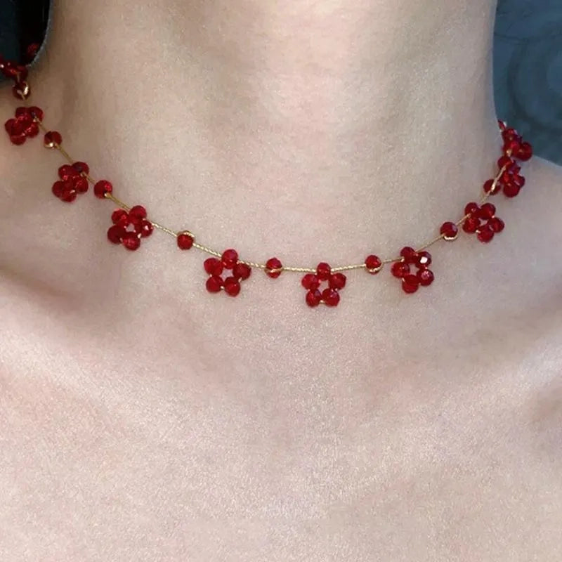 Collana fatta a mano con perline di cristallo rosso, regalo di Natale o di compleanno.