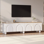 Mobile porta tv con 4 ante e 6 gambe metalliche, design con scanalature, mdf bianco e legno, 180 × 40 × 45 cm