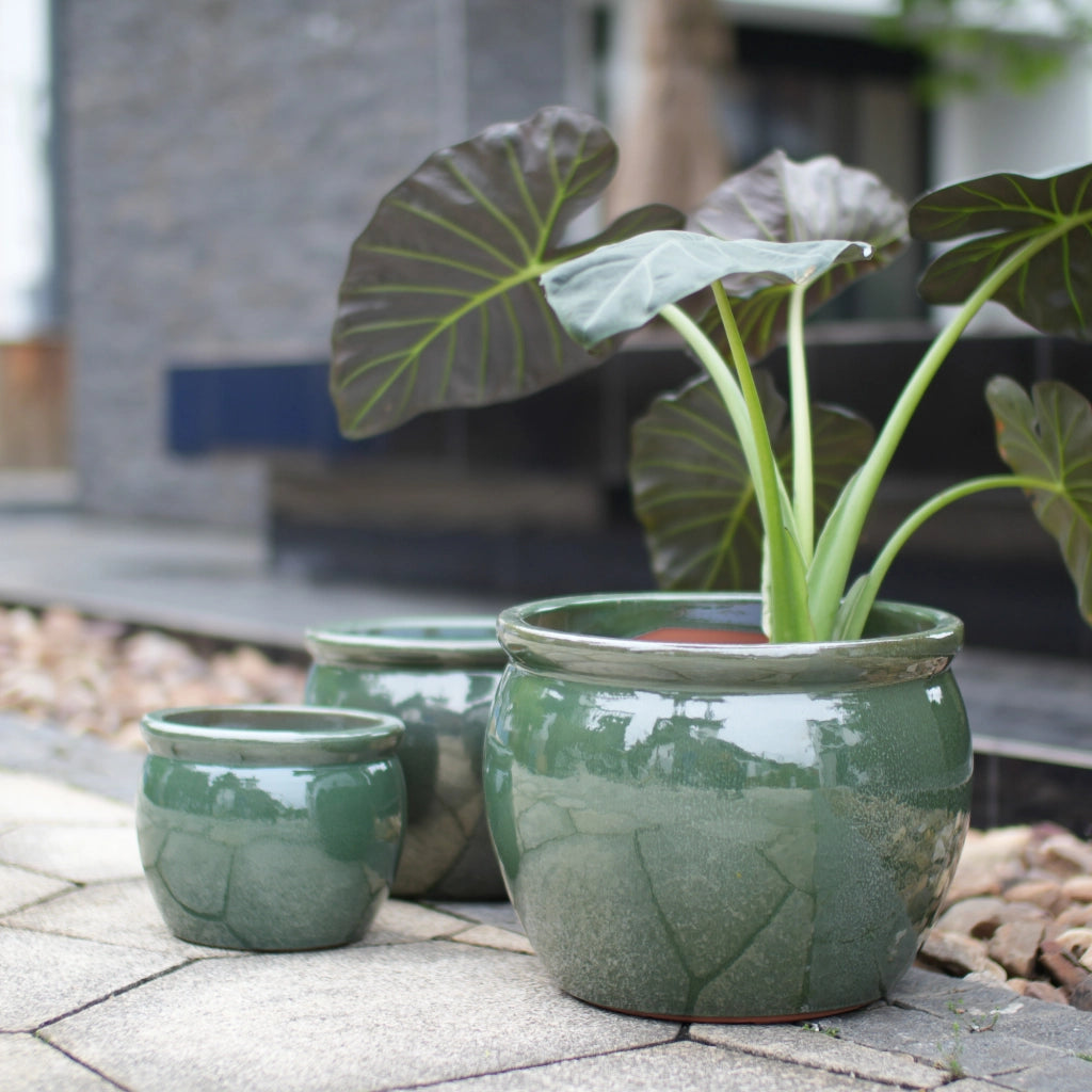 Fioriera in ceramica fatta a mano con smalto lucido anticato verde-blu e fori di drenaggio Ø 37 cm