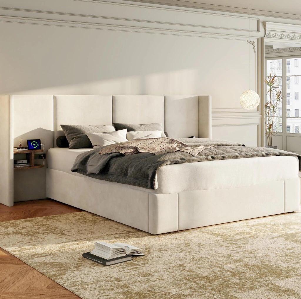 Letto matrimoniale 160x200 cm in velluto beige con contenitore idraulico; 2 comodini e USB