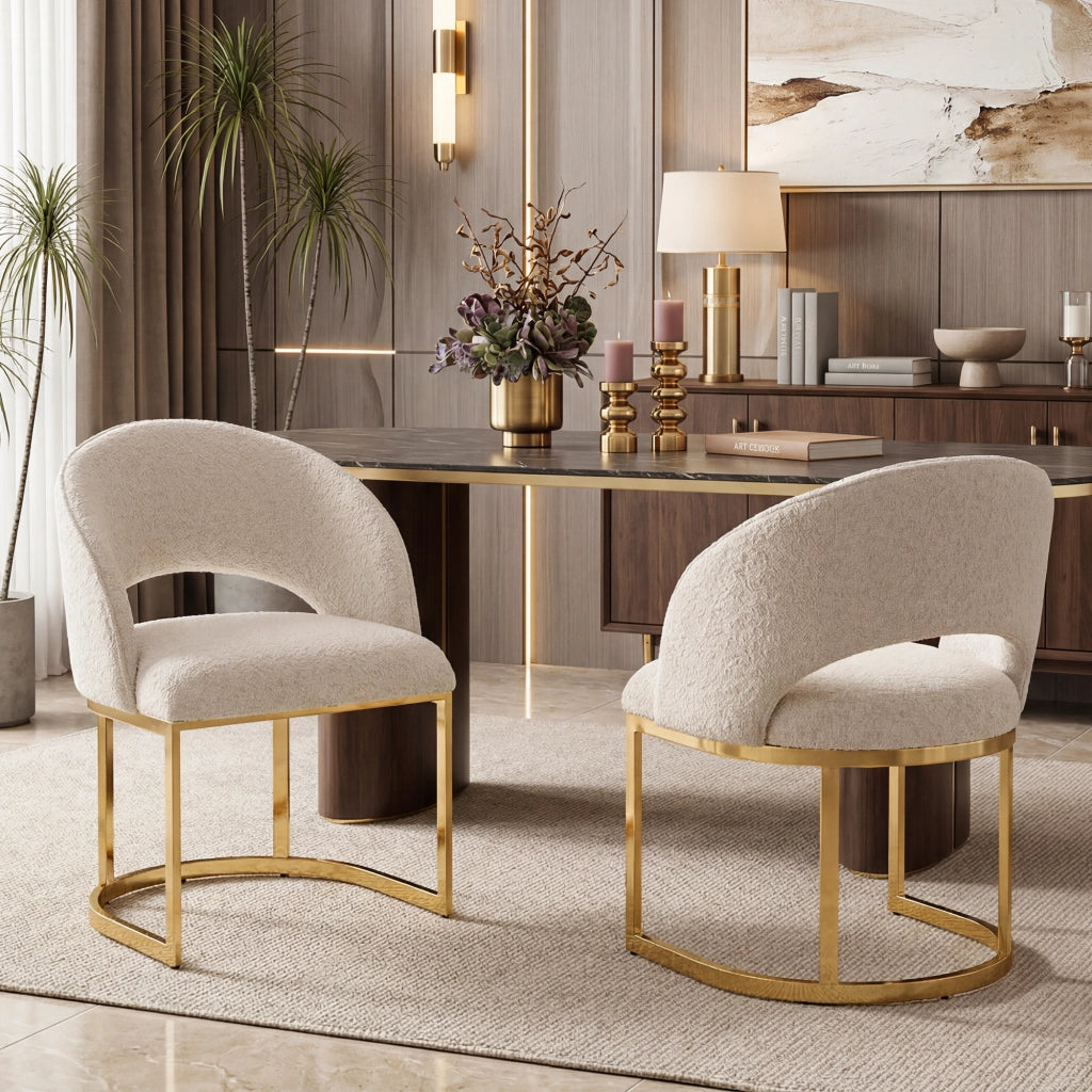 Set di 2 sedie da pranzo in bouclé beige e oro con gambe metalliche galvanizzate