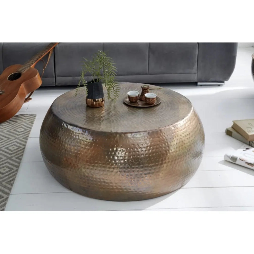 Tavolino basso TRIANE marrone 80 cm – Alluminio martellato design lucido