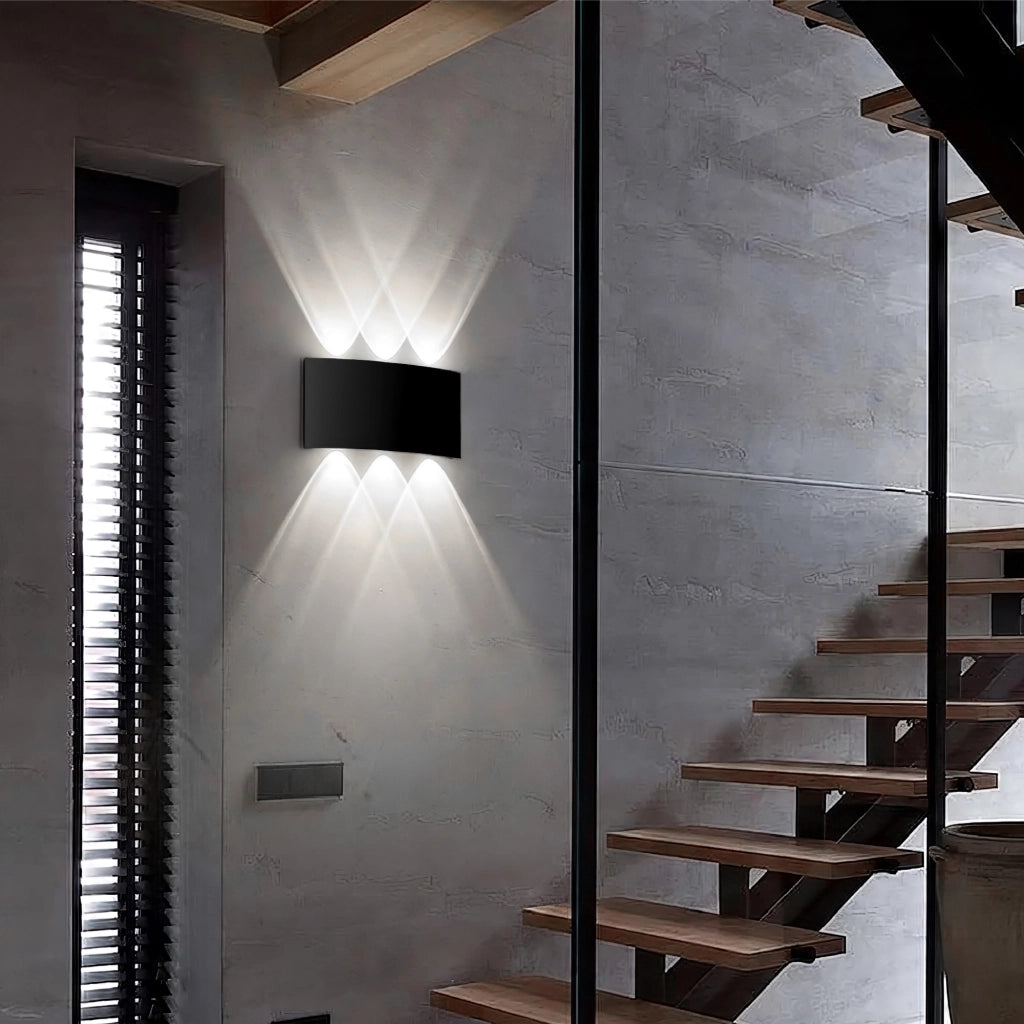 Set 2 Pezzi Applique LED da Parete 6 LED Design Mezzaluna IP65 Interno/Esterno Luce Naturale o Fredda Nero o Bianco Luce Fredda - Nero
