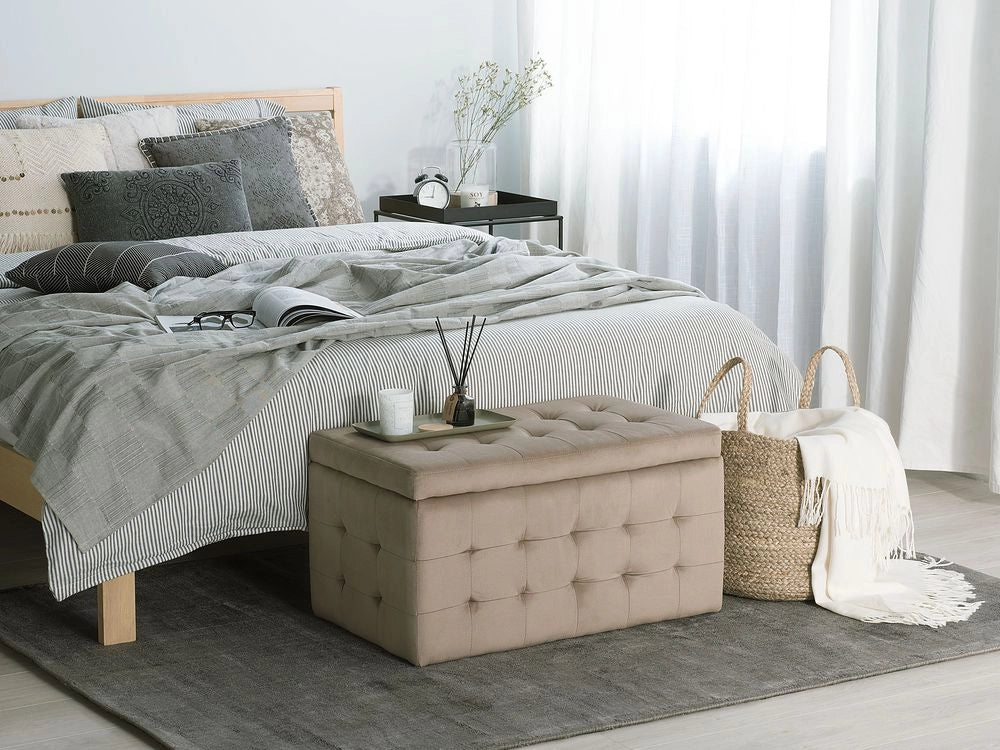Panca per camera da letto con tappezzeria trapuntata in velluto marrone chiaro ottomana con contenitore