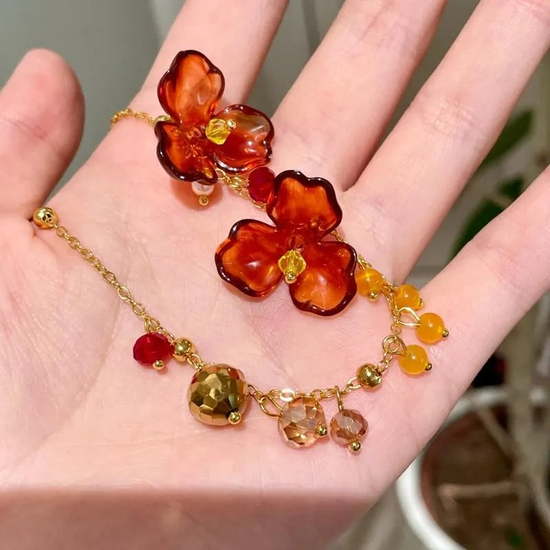 Collana vintage con fiore di cristallo marrone: gioiello fatto a mano con perline