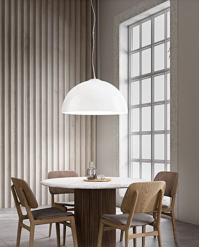 Lampada a Sospensione in Vetro Bianco Opale, Struttura in Metallo e Alluminio, Design Moderno e Minimalista, Attacco E27, D.50 x H.175 cm - Perenz