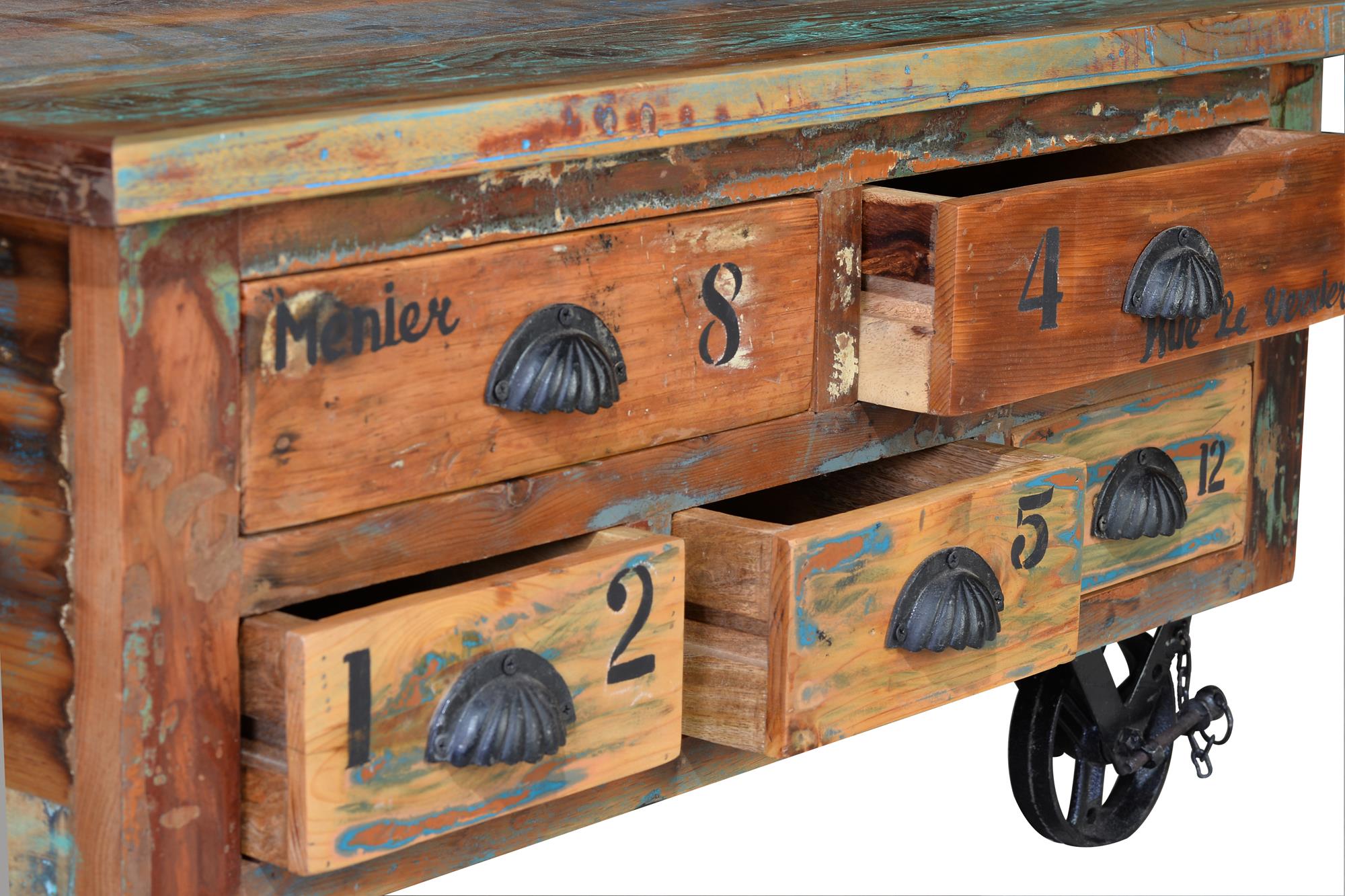 Tavolino a 5 cassetti in legno di riciclo, e rotelline in metallo