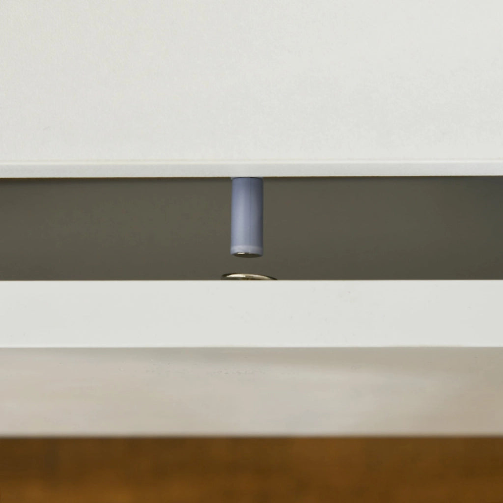 Comodino 2 Cassetti 60x39x47 cm con LED in Truciolato Bianco