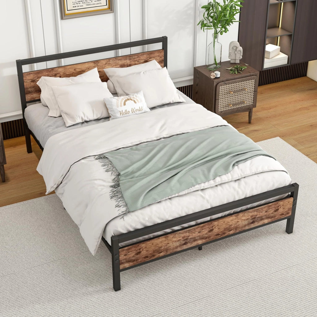 Letto matrimoniale 140x200 cm in metallo e MDF marrone antico