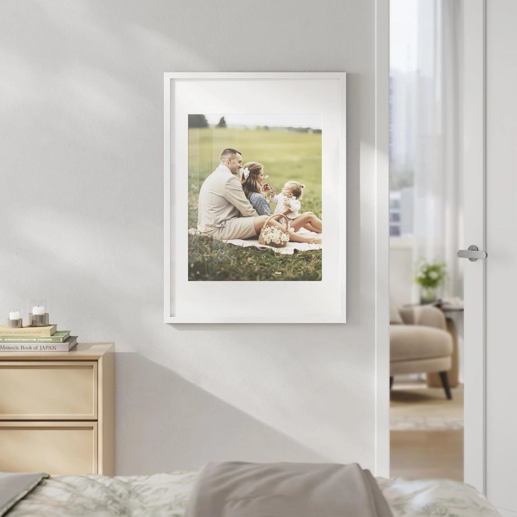 Set di 3 Cornici 50x70 cm con Passepartout, Portafoto in Orizzontale o Verticale, da Parete o Tavolo, in Legno MDF, Bianco