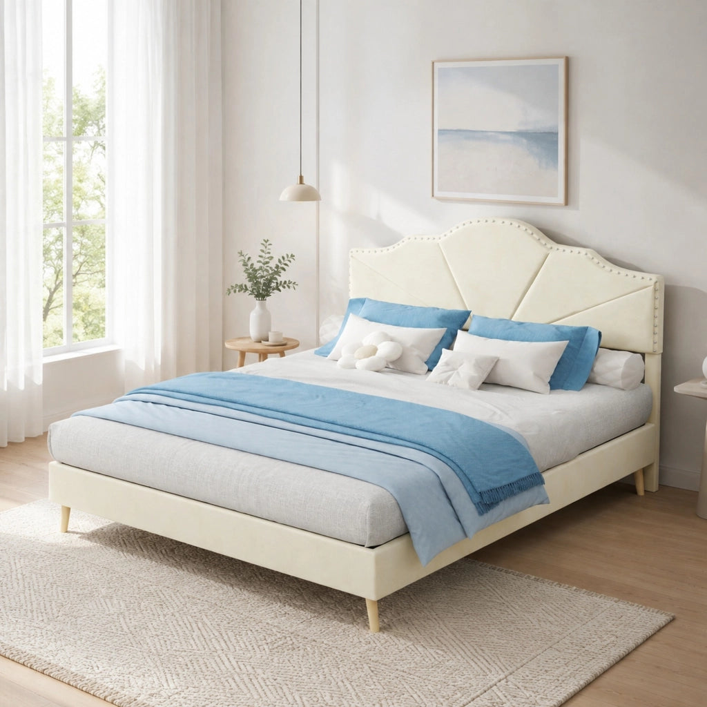 Letto matrimoniale imbottito con testiera geometrica 140x200 cm; tessuto beige