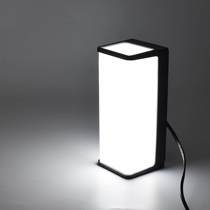 APPLIQUE DA ESTERNO A LED RETTANGOLARE DA PARETE IN PVC NERO LUCE FREDDA 6500K - ILLUMINAZIONE AD ALTA EFFICIENZA ENERGETICA