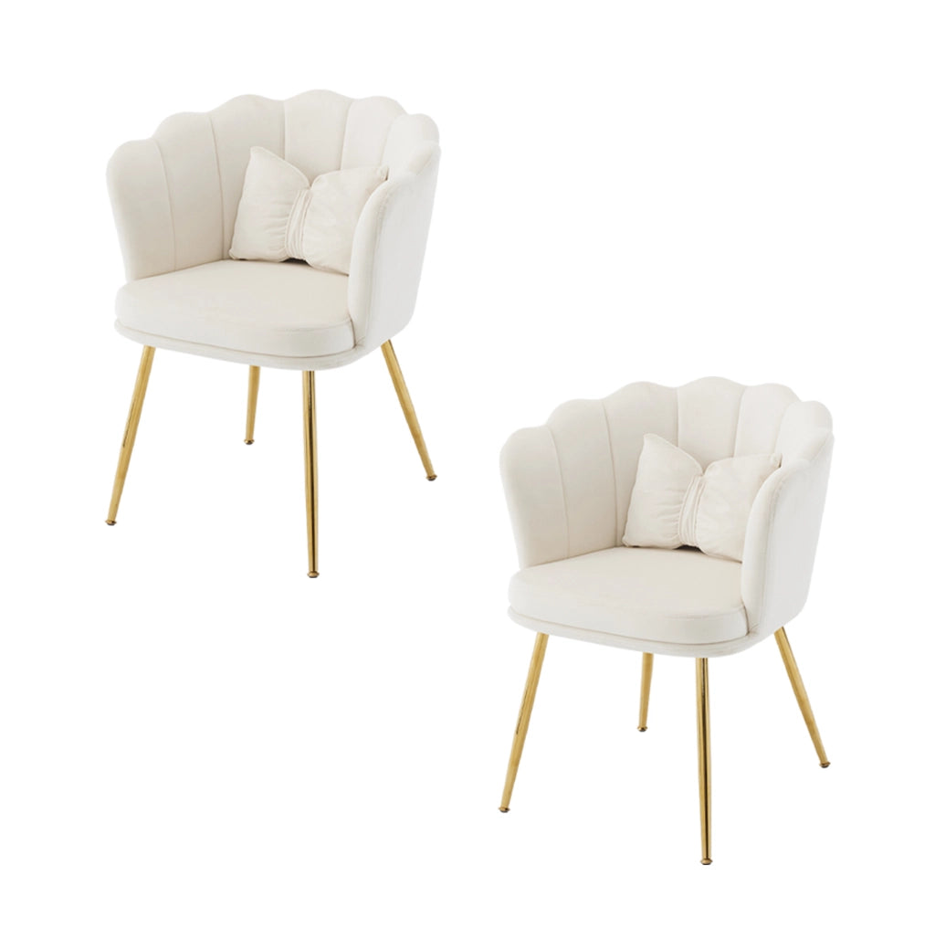 Set di 2 sedie da soggiorno in velluto beige con schienale a petalo; gambe metalliche dorate